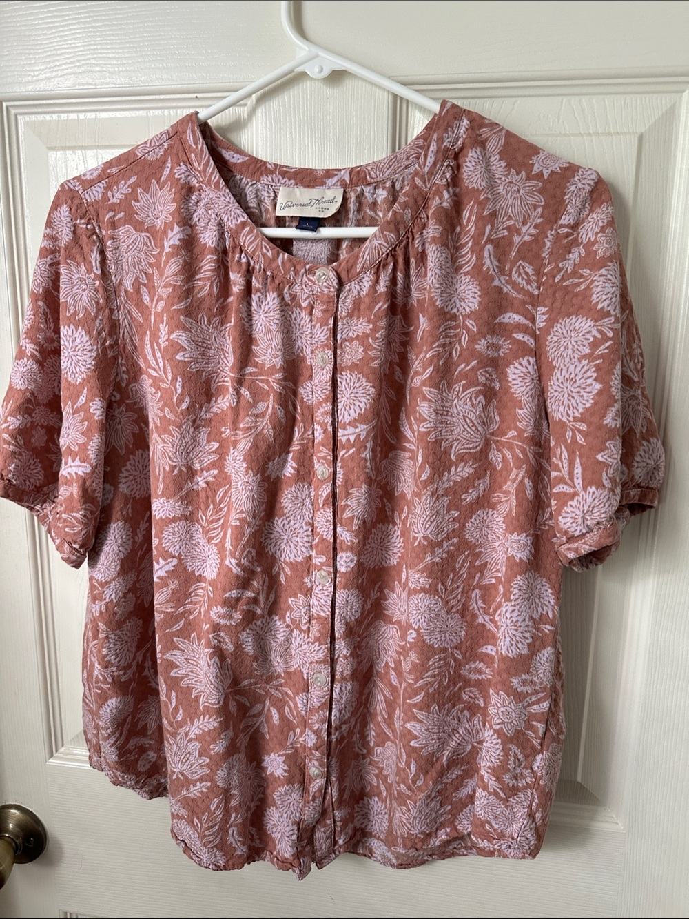 Universal Thread Salmon colored Floral Button-Front Blouse
